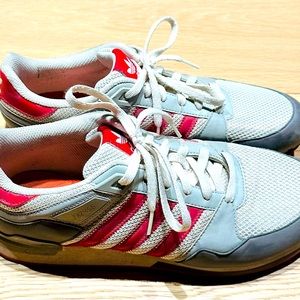 Adidas sneakers size 9.5 red